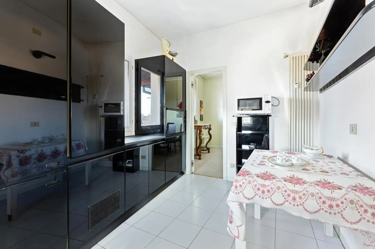 Terrace Penthouse With Duomo View Apartment Milan Italy