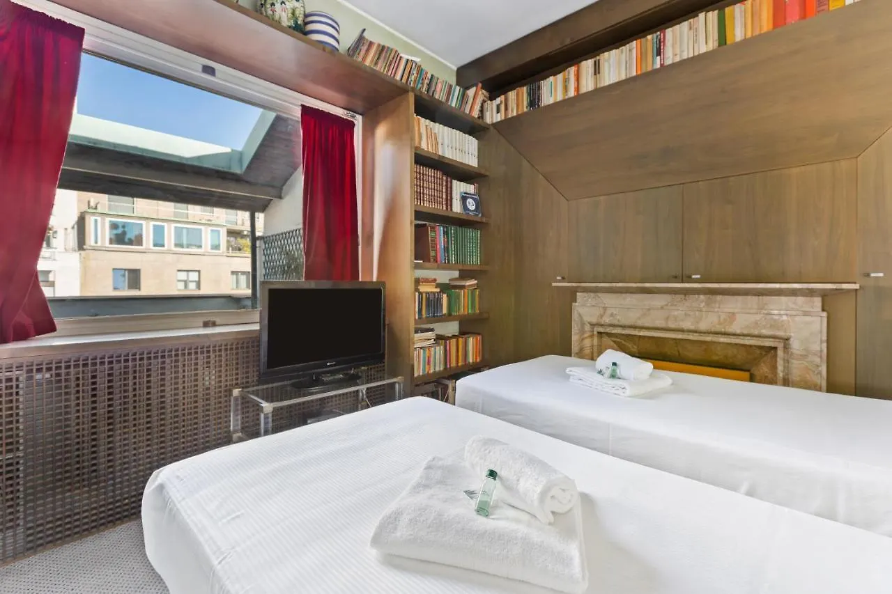 Terrace Penthouse With Duomo View Apartment Milan